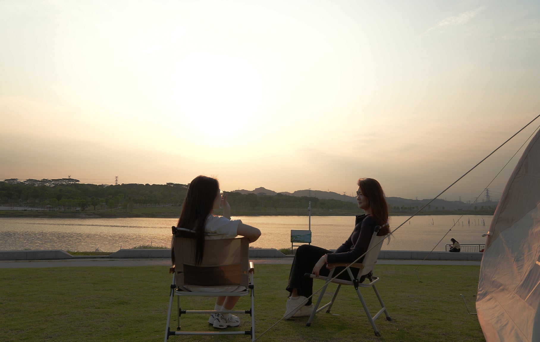 Ignite your passion and build a fire safely! Inflatable Tents and Fire Building Techniques Work Together Perfectly