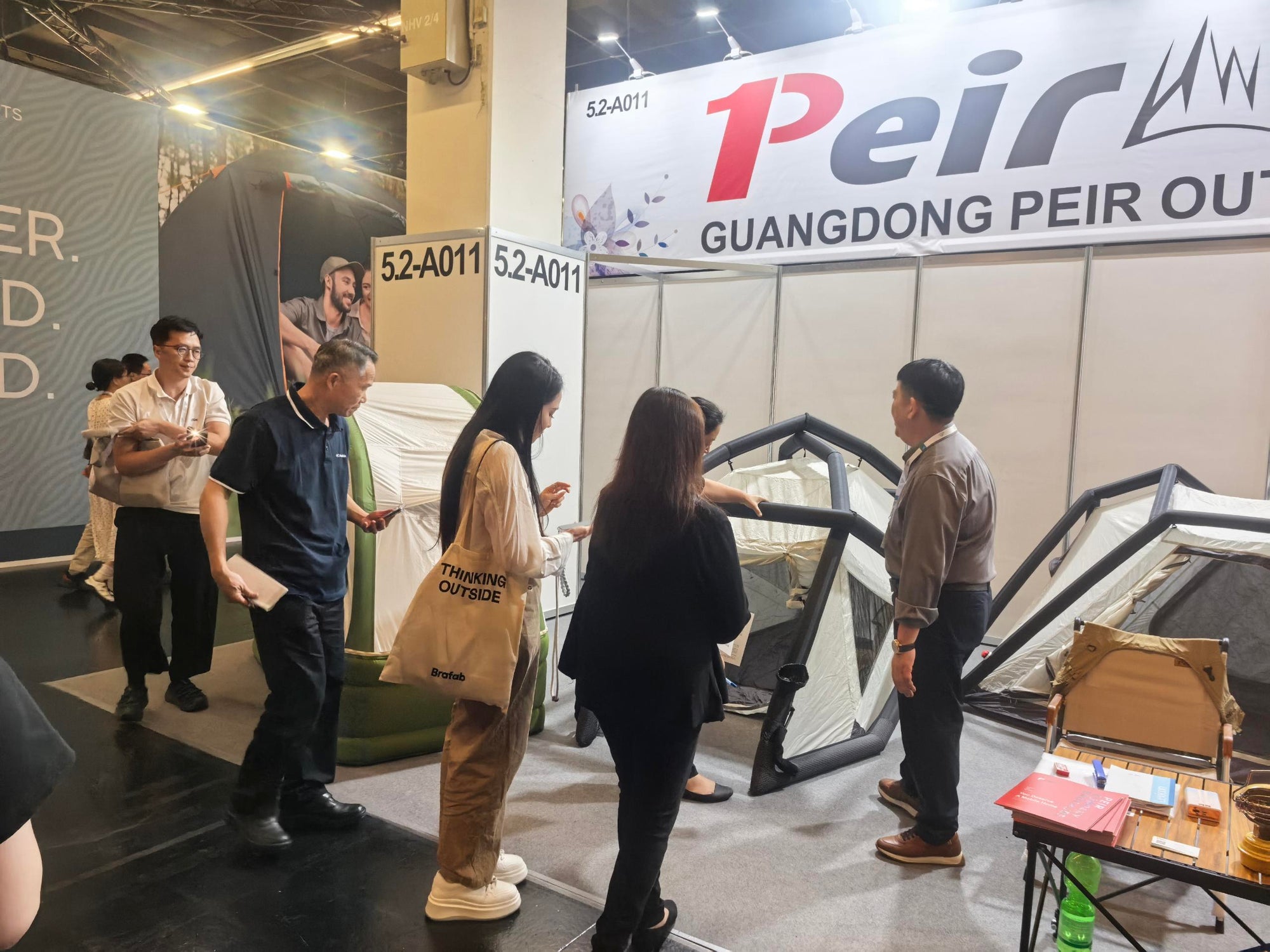 Inflatable Tents vs. Traditional Tents: A Comprehensive Comparison